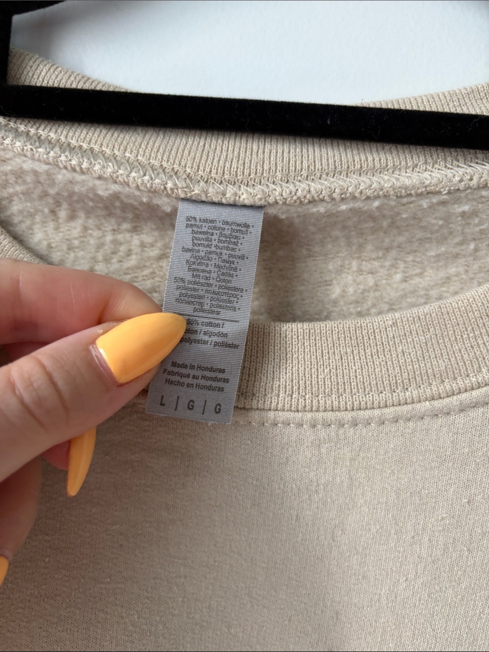 Harmony Boutique "Choose Happy" Cream Crewneck - Picture 5 of 5